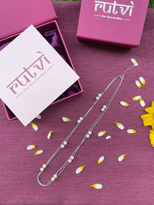 Dreamy Pearl Necklace