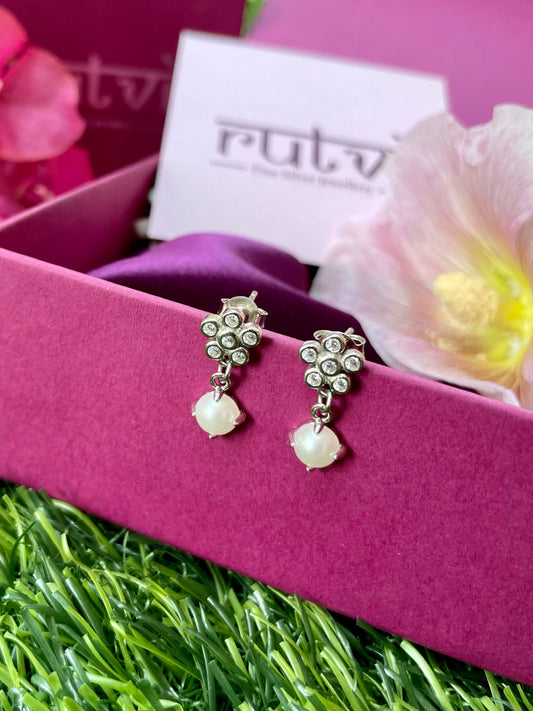 Floral Pearl Earrings